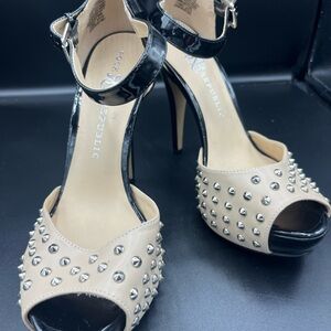 Rock & Republic Black and Cream Studded Heels